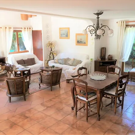 Domaine Des Vignaux Villa *